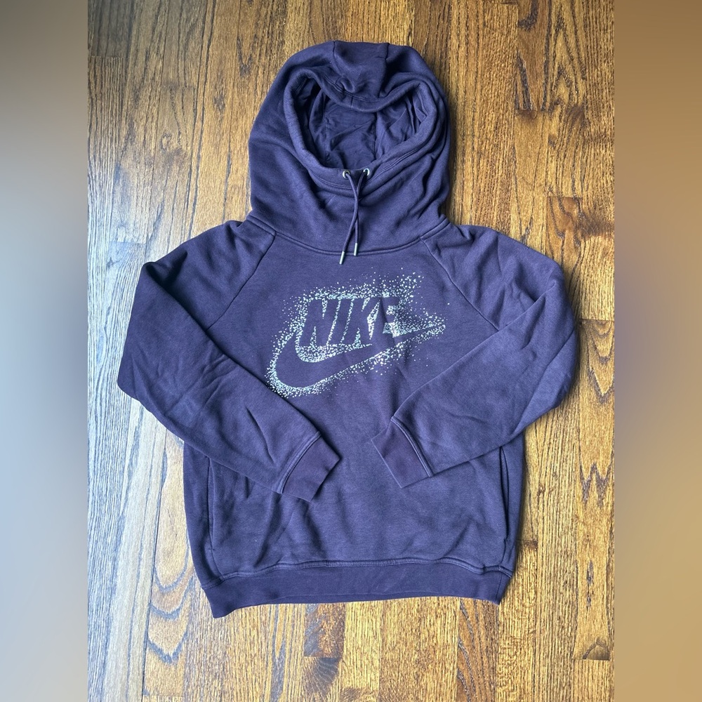 Nike Women’s Deep Purple Hoodie with Silver Dot Swoosh Medium
